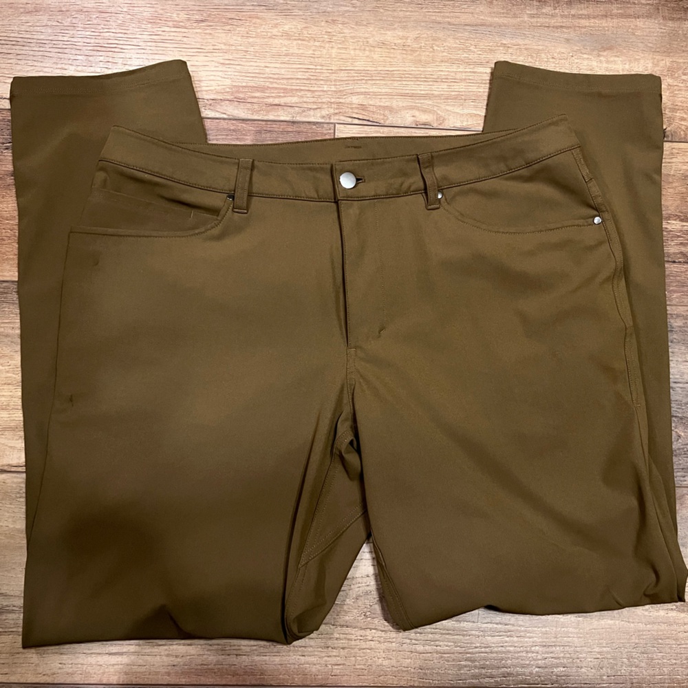 Men’s Lulu Lemon Commission Classic Golf pant